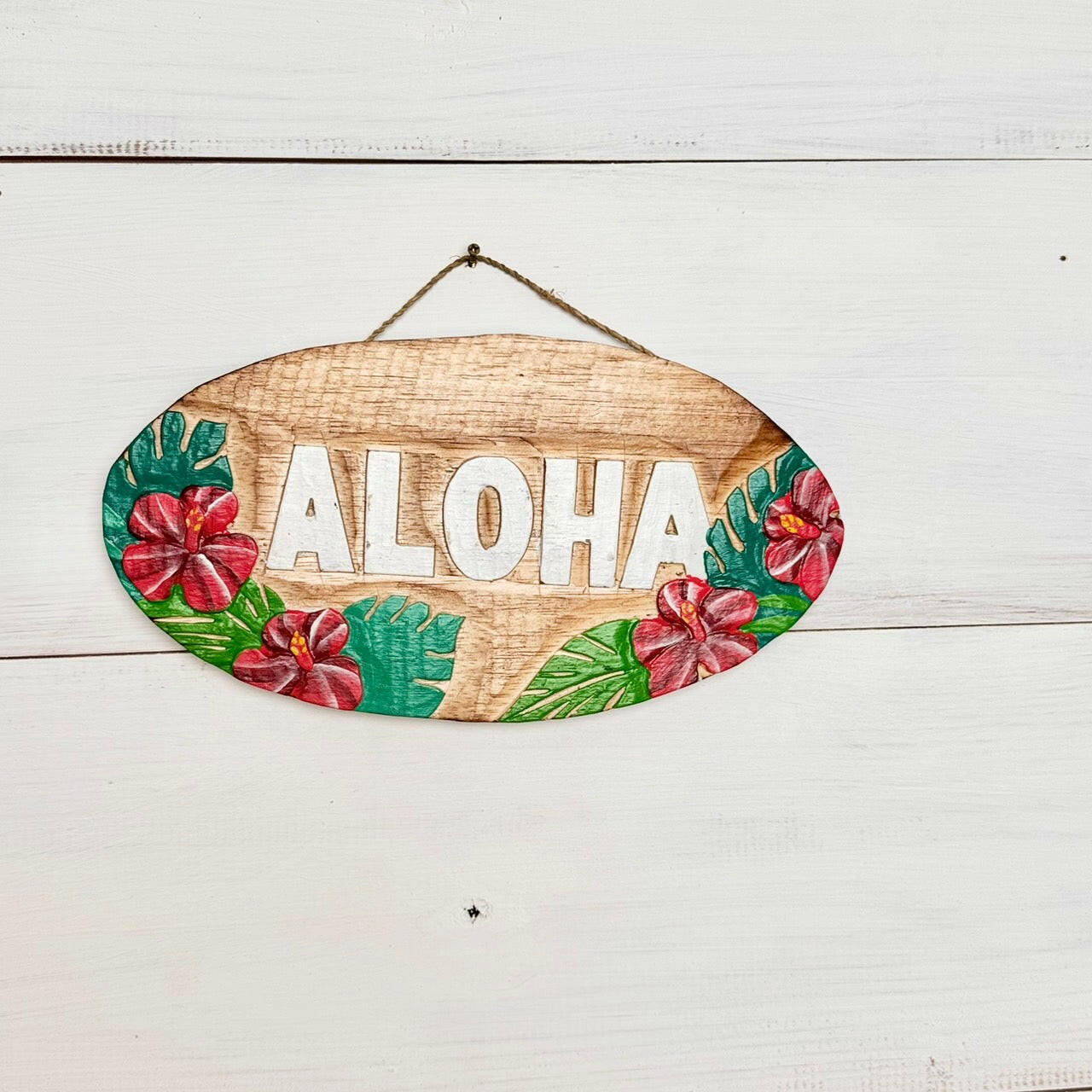 ALOHA WOOD PLATE HIBISUCUS.