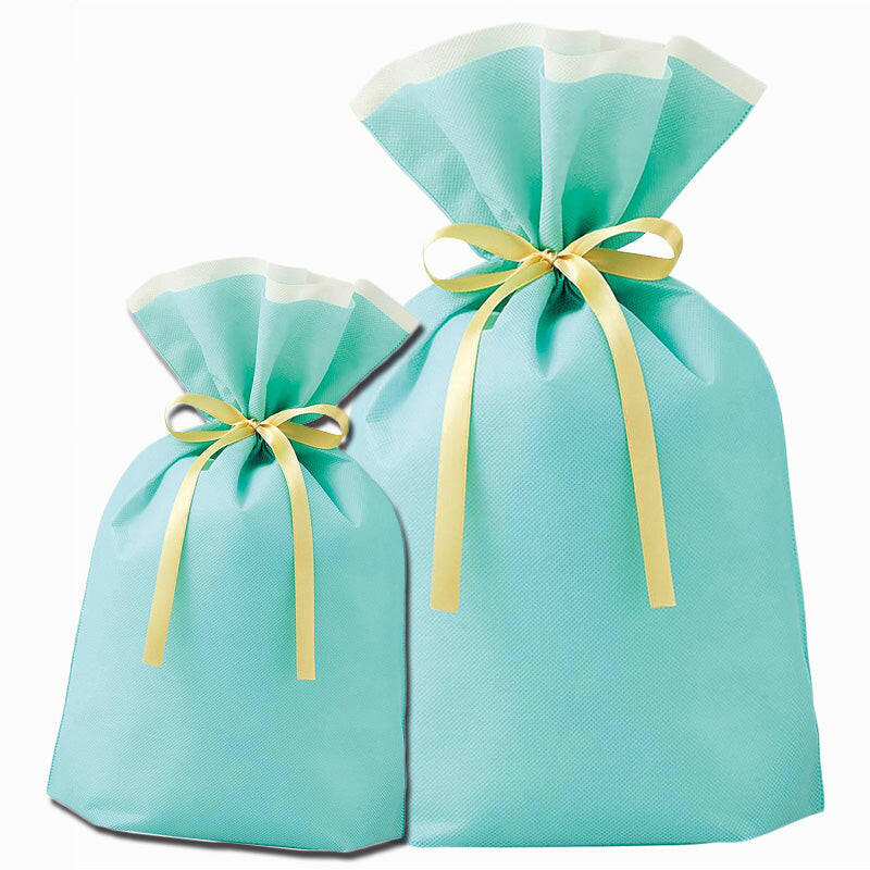 GIFT WRAPPING.