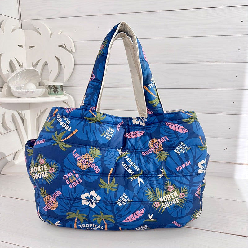 中綿キルティング ビッグトートバッグ 大容量56cm ハワイアン柄 巾着