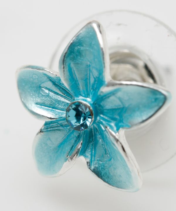 プルメリアの花びら ピアス
