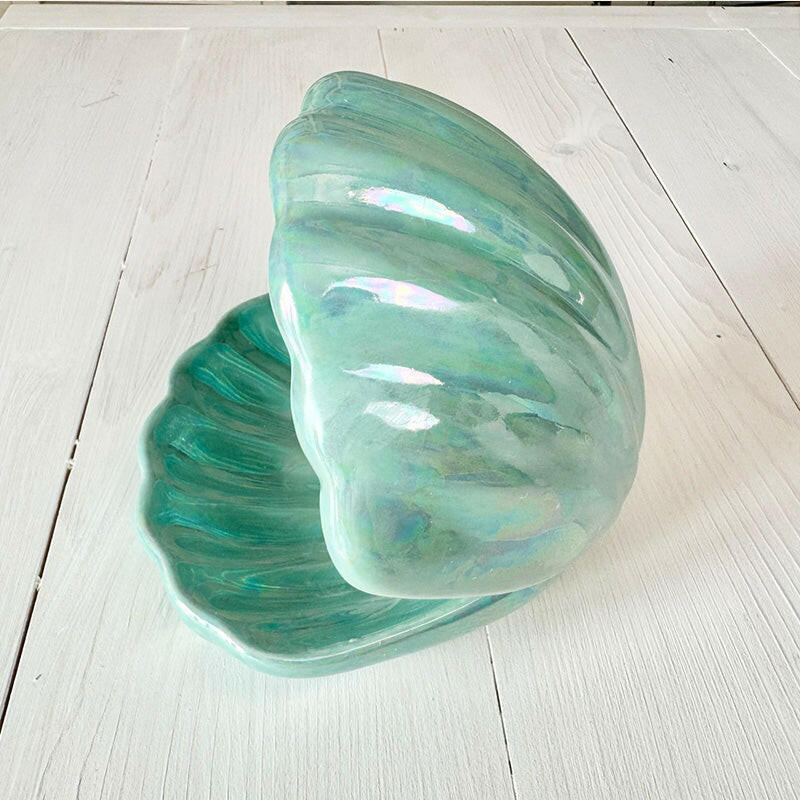貝殻の入れ物 アクセサリー