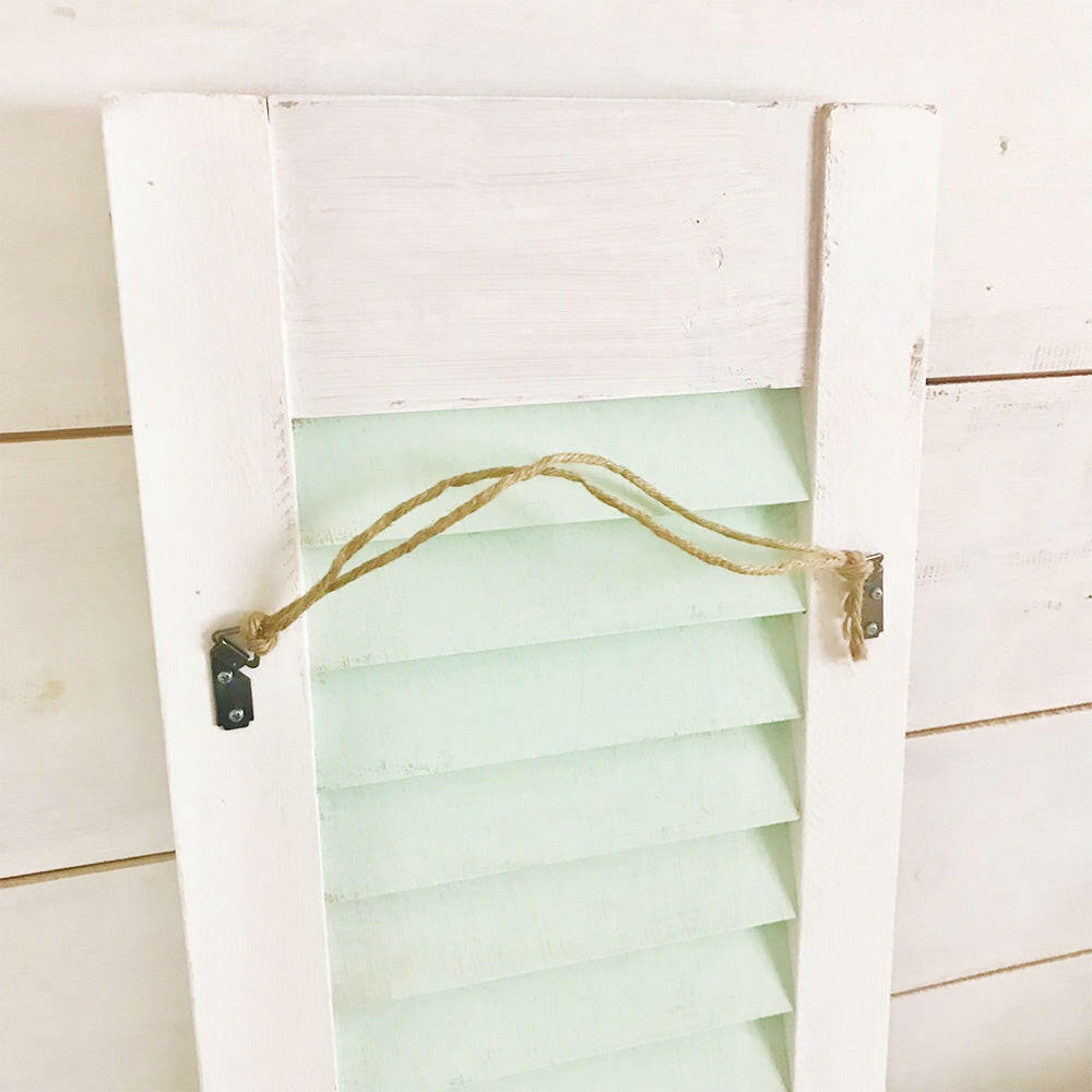 LOUVER LATTICE display shelf