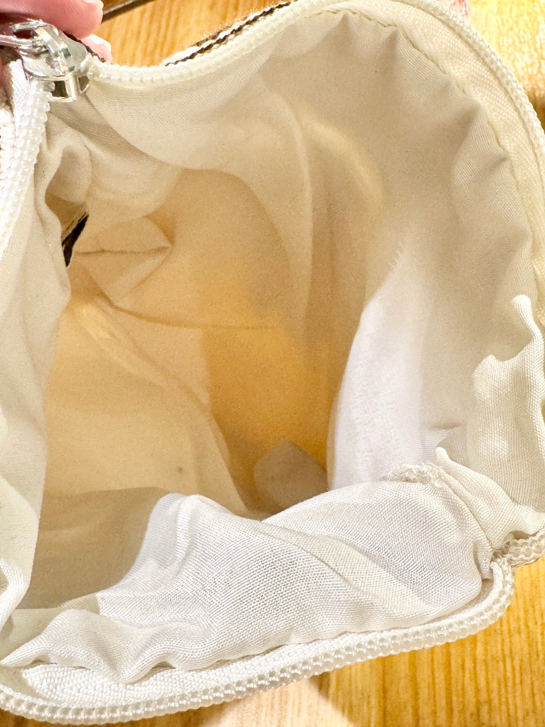 HAWAIIAN POUCH KAILA WHITE