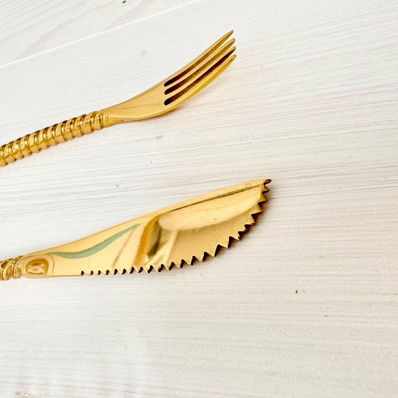 ゴールドのナイフ フォーク