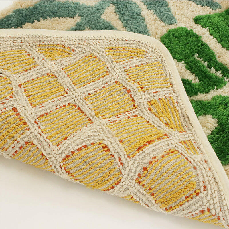 南国パイナップルのデザイン マット