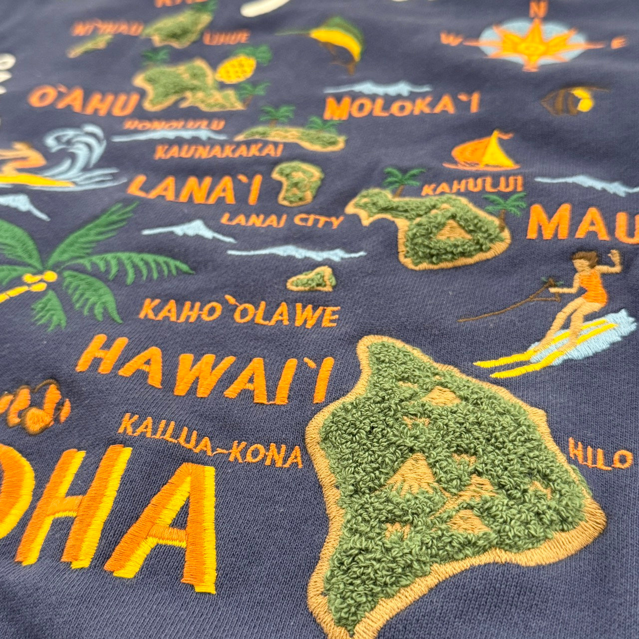 ハワイアンデザイントレーナー スウェット フララニハワイ