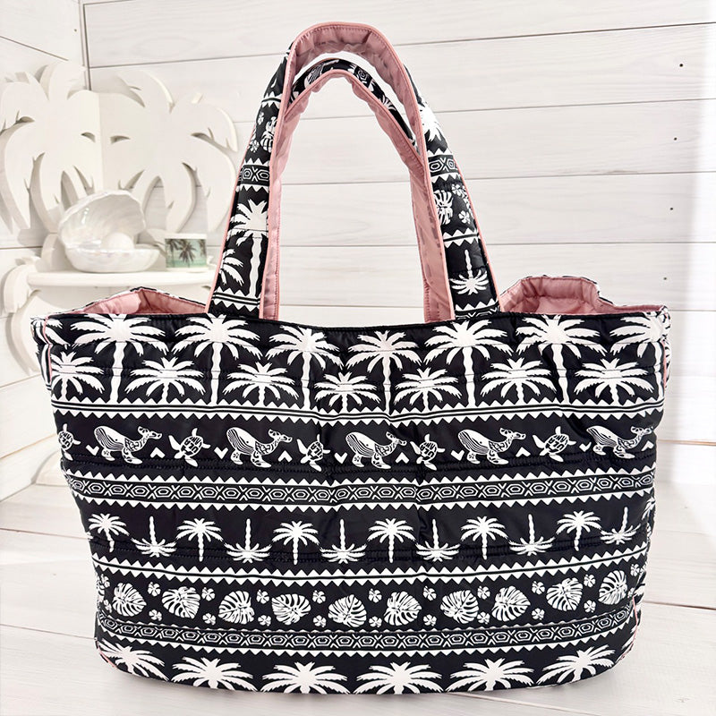 ハワイアン柄の中綿キルティング大容量トートバッグ