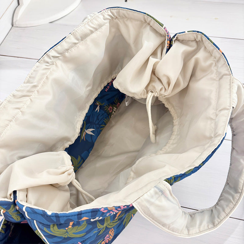 ハワイアン柄の中綿キルティング大容量トートバッグ」