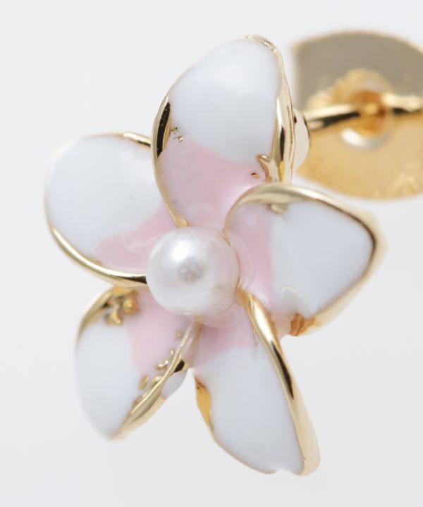 プルメリアの花びら ピアス