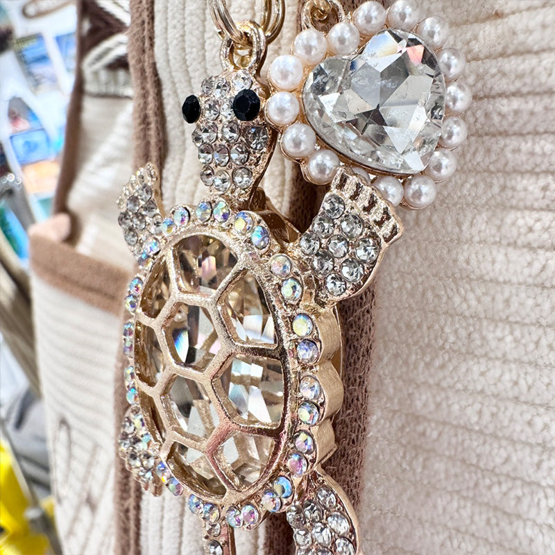 ウミガメのキーホルダー ジュエリー調