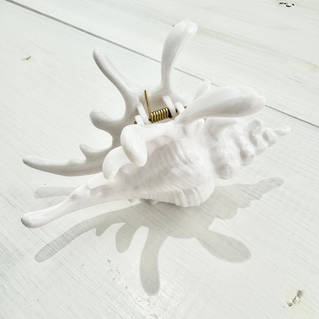 貝殻のデザイン 髪留め