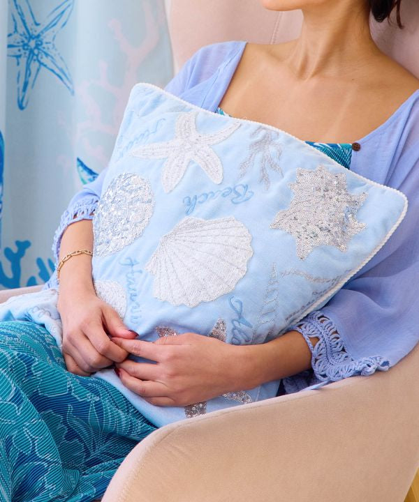 シェルとヒトデの刺繍が入ったハワイアン クッションカバー ブルー スパンコール装飾