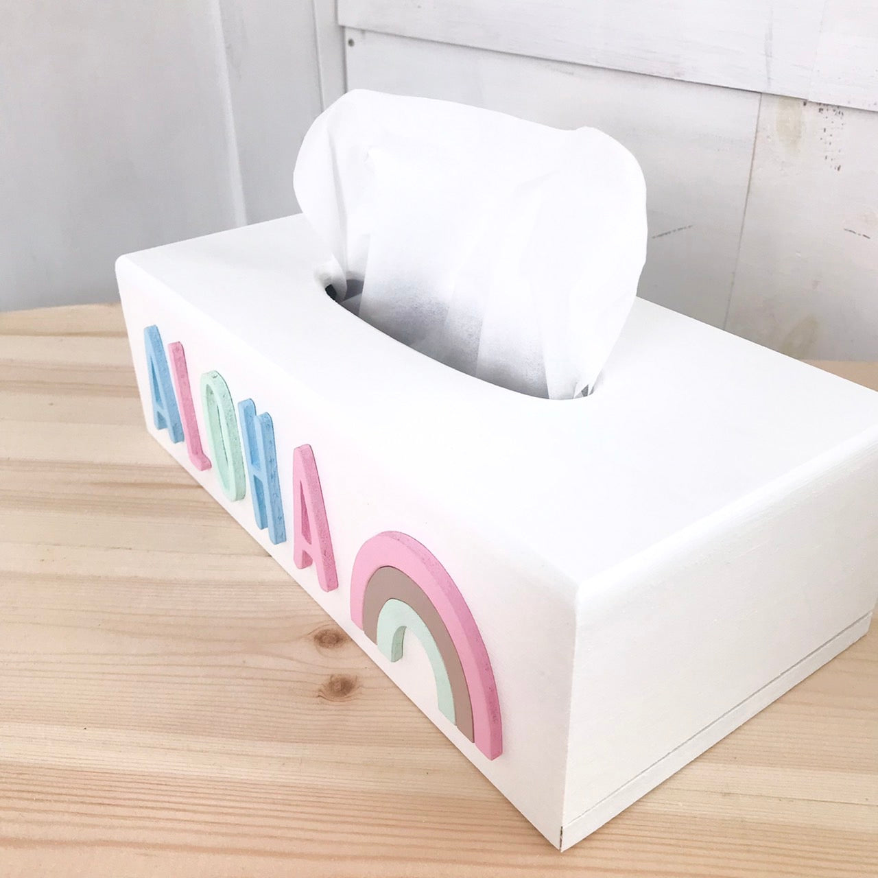 WOOD TISSUE BOX ALOHA-RAINBOW white