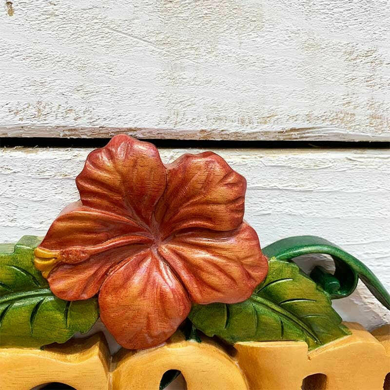 HIBISCUS WELCOME PLATE.